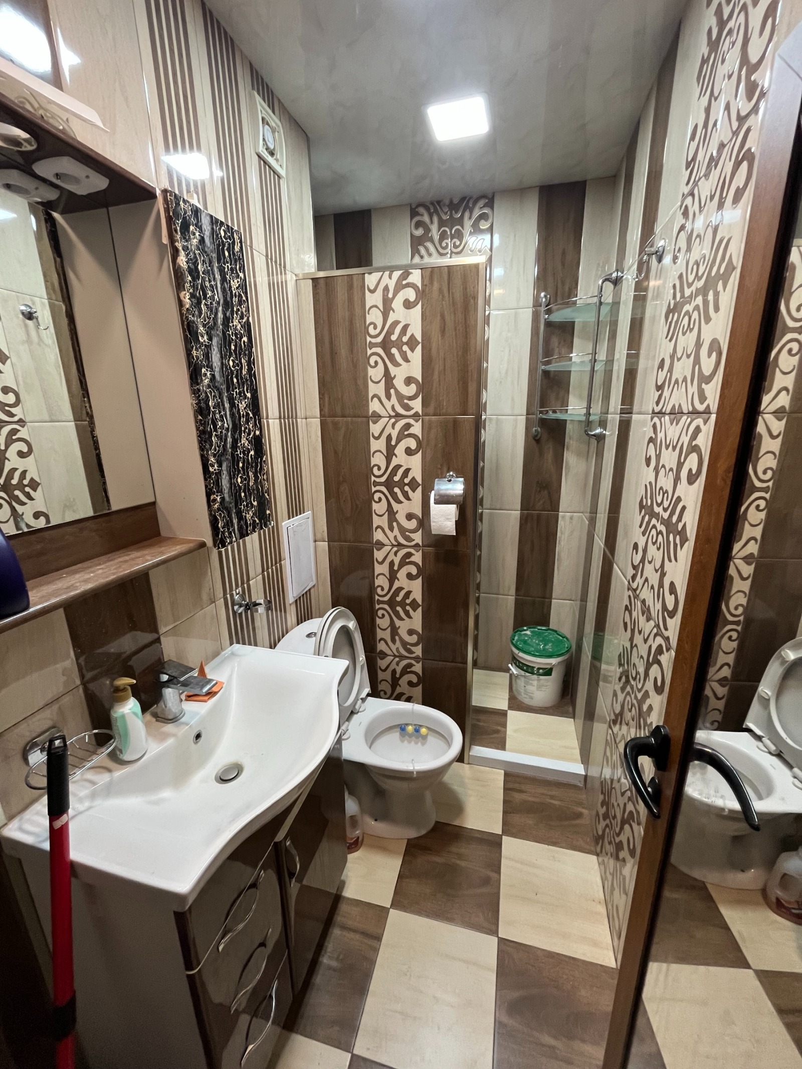 Продава 3-СТАЕН, гр. Казанлък, област Стара Загора, снимка 7 - Апартаменти - 53621228