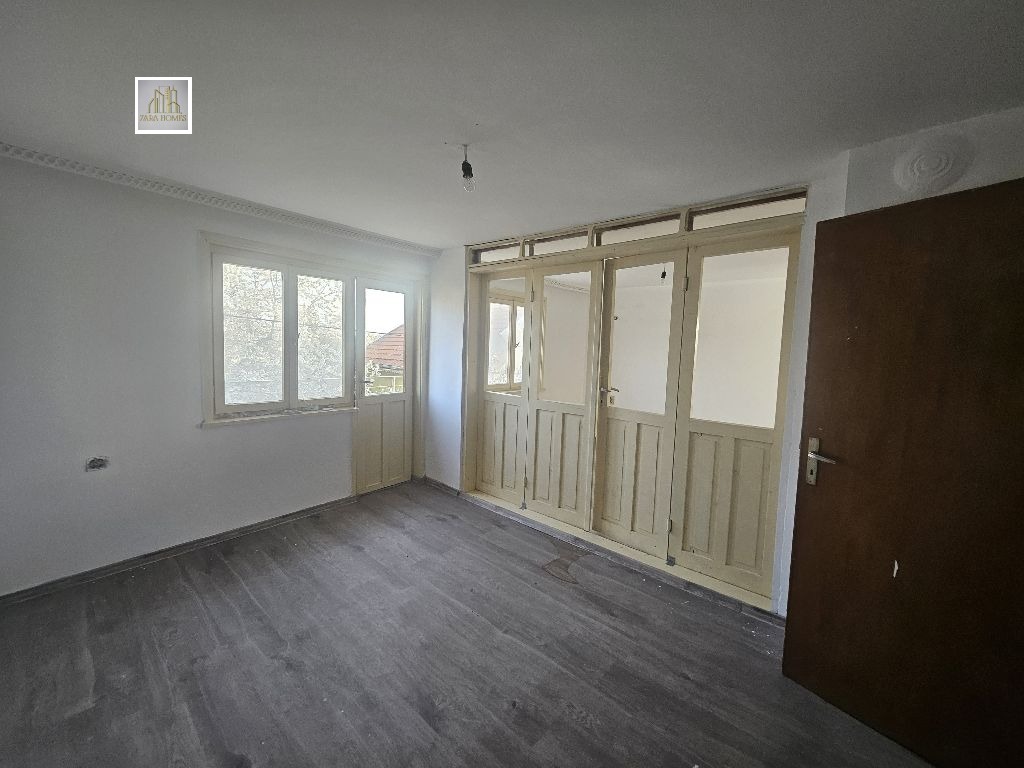 Продава КЪЩА, с. Загоре, област Стара Загора, снимка 13 - Къщи - 54225002