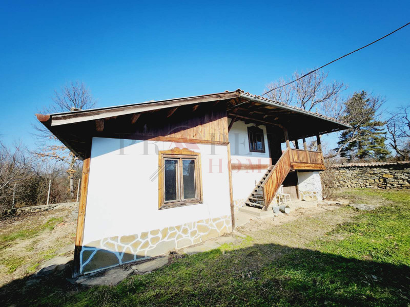Продава КЪЩА, с. Велчево, област Велико Търново, снимка 2 - Къщи - 45049876
