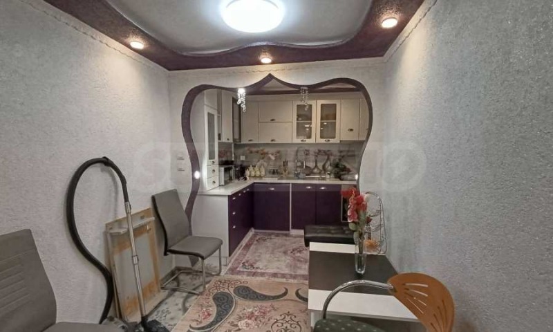 Продава КЪЩА, с. Ресен, област Велико Търново, снимка 8 - Къщи - 53512012