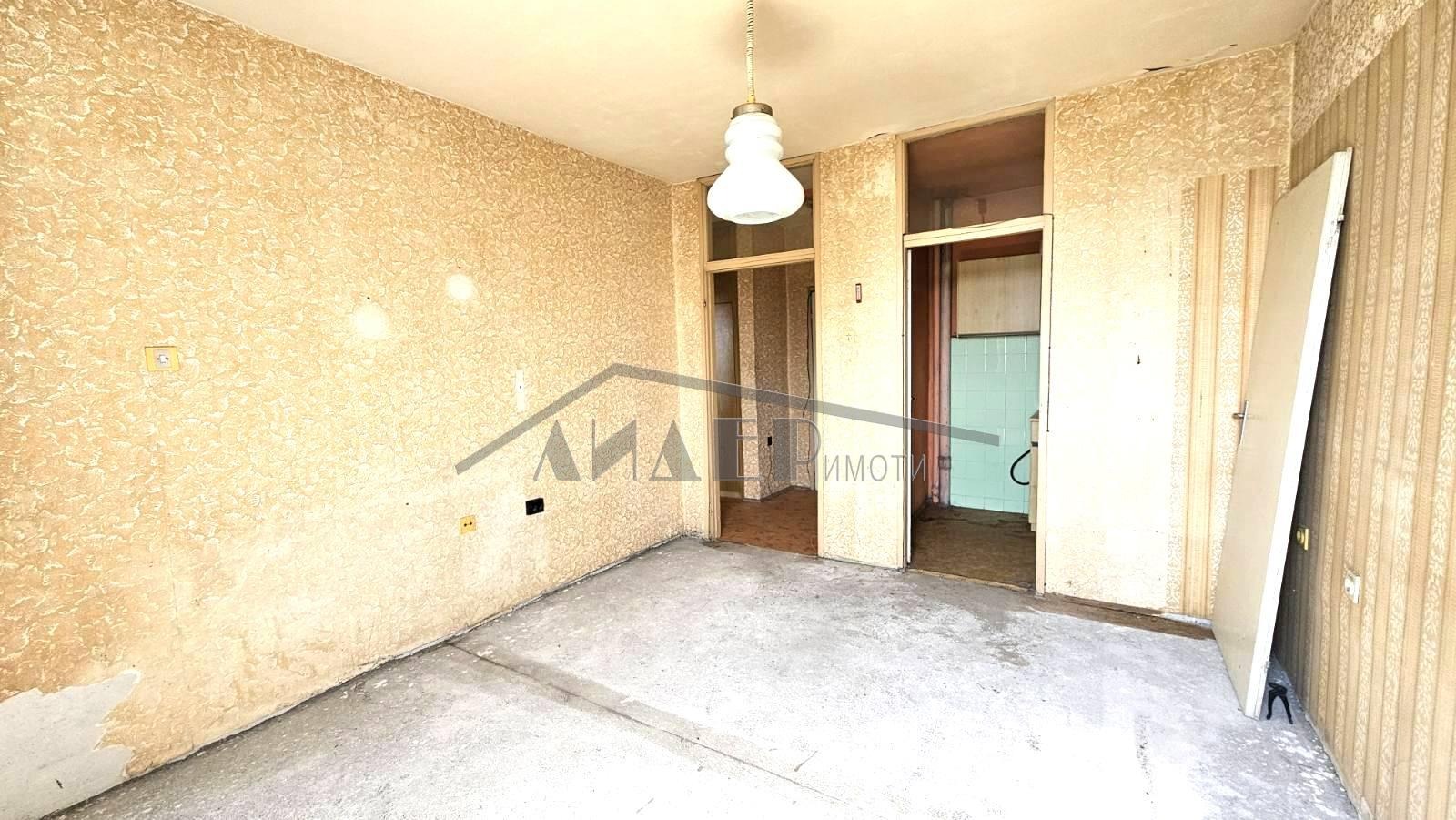 Продава 2-СТАЕН, гр. Пловдив, Кършияка, снимка 2 - Апартаменти - 55134707