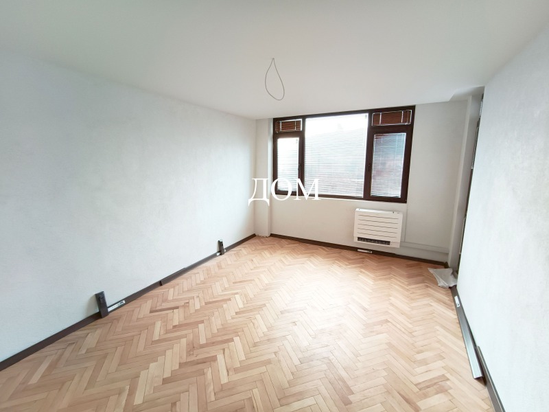Продава 1-СТАЕН в град Шумен, Болницата - 42 кв.м / 81 295 € » 158 999.20 лв., ДОМ