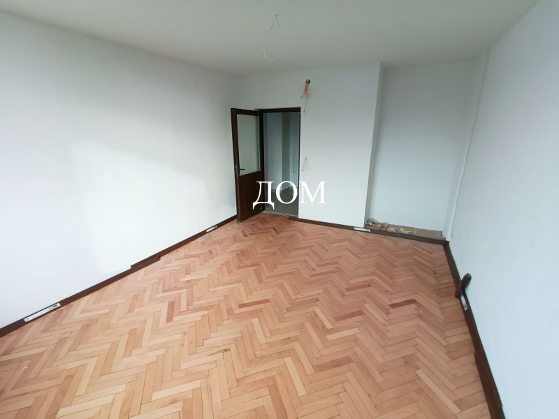 Продава 1-СТАЕН, гр. Шумен, Болницата, снимка 2 - Апартаменти - 52054538