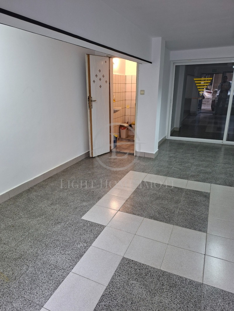 De vânzare  2 dormitoare Plovdiv , Traciia , 116 mp | 66149940 - imagine [8]