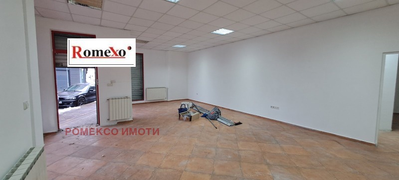 Продава  Geschäft Plowdiw , Karschijaka , 88 кв.м | 34496878 - изображение [3]