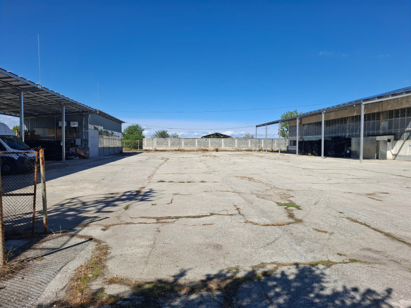 Продава ПРОМ. ПОМЕЩЕНИЕ, с. Добровница, област Пазарджик, снимка 8 - Производствени сгради - 52309743