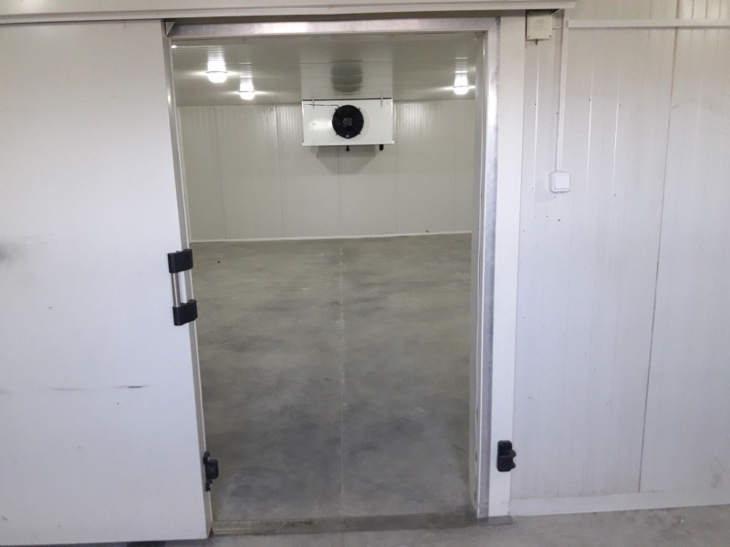 Продава ПРОМ. ПОМЕЩЕНИЕ, с. Добровница, област Пазарджик, снимка 2 - Производствени сгради - 52309743