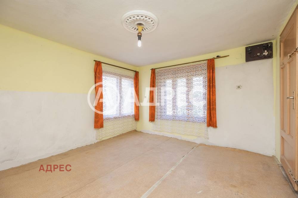Продава КЪЩА, с. Бенковски, област Варна, снимка 6 - Къщи - 55049368