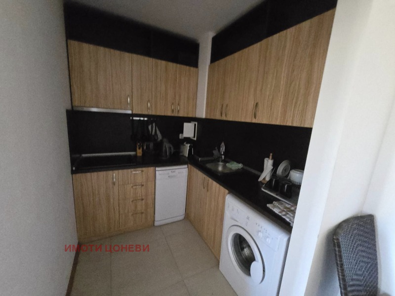 À venda  2 quartos região Burgas , k.k. Slantchev briag , 77 m² | 93600198