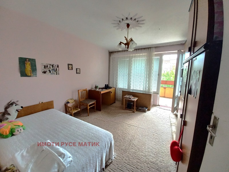 Продава  3-стаен град Русе , Чародейка - Юг , 82 кв.м | 40306667 - изображение [4]