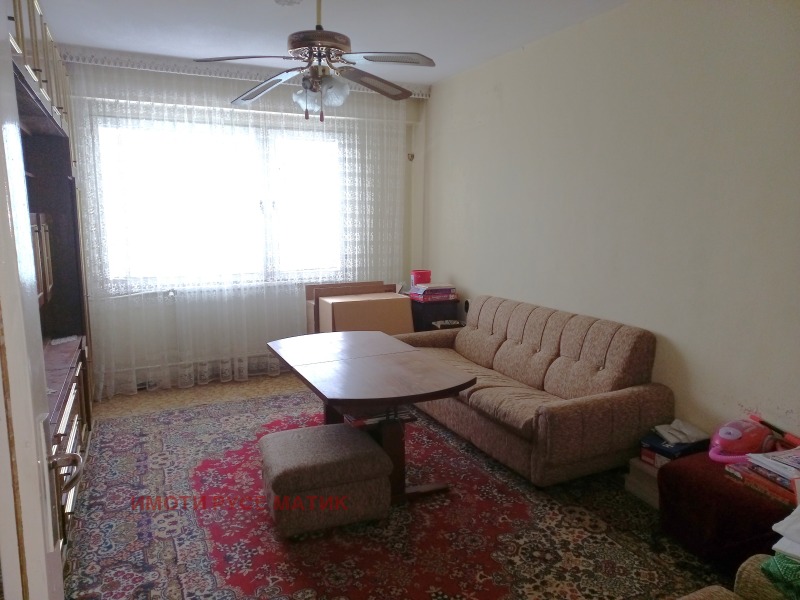Продава  3-стаен град Русе , Чародейка - Юг , 82 кв.м | 40306667