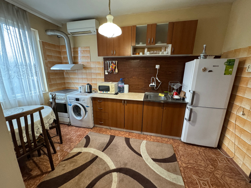 Продава 3-СТАЕН, гр. Кюстендил, Герена, снимка 3 - Апартаменти - 53533262