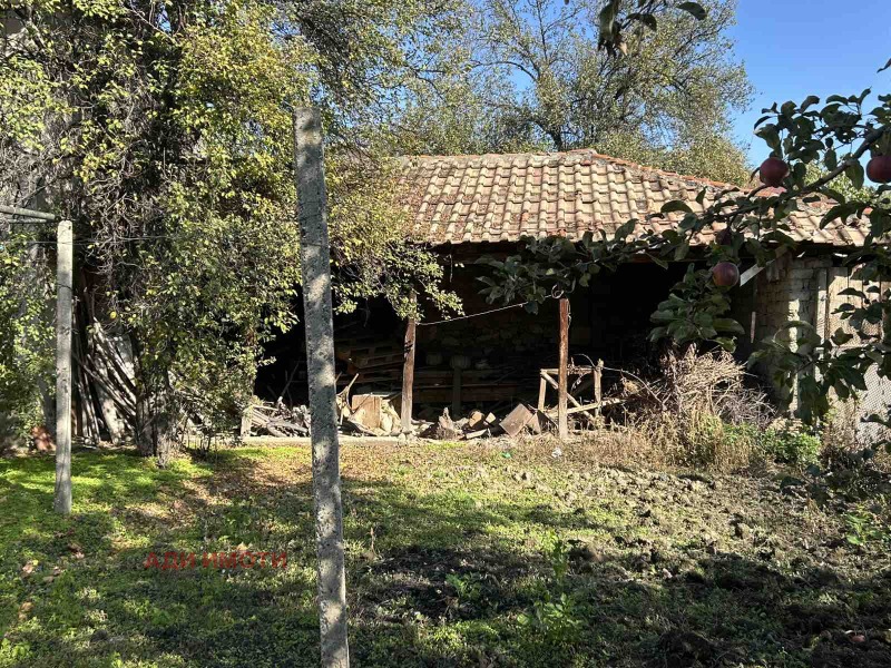 Продава КЪЩА, гр. Баня, област Пловдив, снимка 4 - Къщи - 52295301