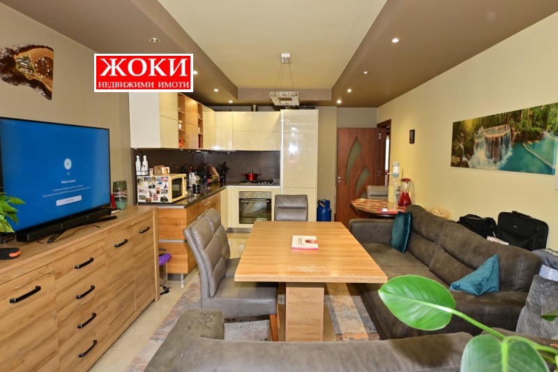 Продава  3-стаен град Перник , Изток , 89 кв.м | 58647830