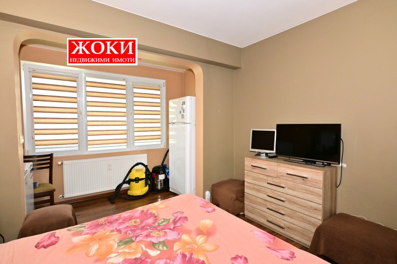 Продава  3-стаен град Перник , Изток , 89 кв.м | 58647830 - изображение [10]
