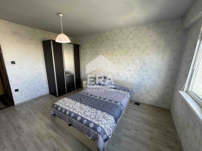 Продава 3-СТАЕН, гр. Добрич, Балик, снимка 2 - Апартаменти - 56436196