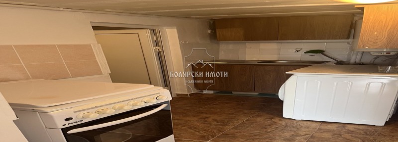 Продава  Етаж от къща град Велико Търново , Стара част , 45 кв.м | 78168533 - изображение [3]