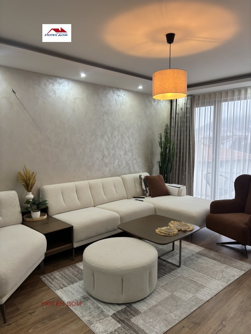 Продава ЕТАЖ ОТ КЪЩА, гр. Шумен, Център, снимка 6 - Етаж от къща - 53042930