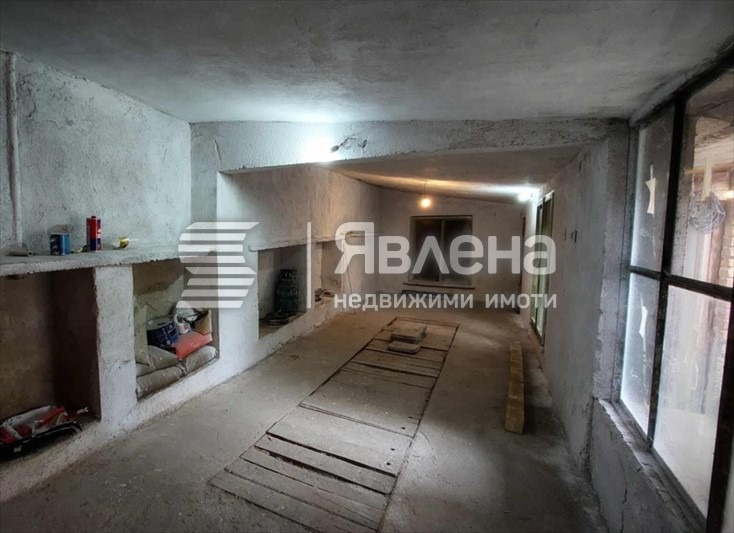 Продава ЕТАЖ ОТ КЪЩА, гр. Сопот, област Пловдив, снимка 8 - Етаж от къща - 56135334