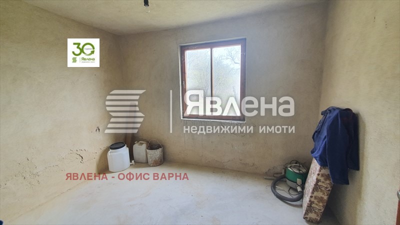 Продава КЪЩА, гр. Варна, м-т Перчемлията, снимка 8 - Къщи - 49365503