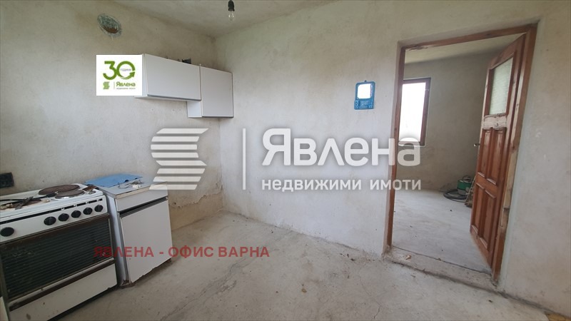 Продава КЪЩА, гр. Варна, м-т Перчемлията, снимка 9 - Къщи - 49365503