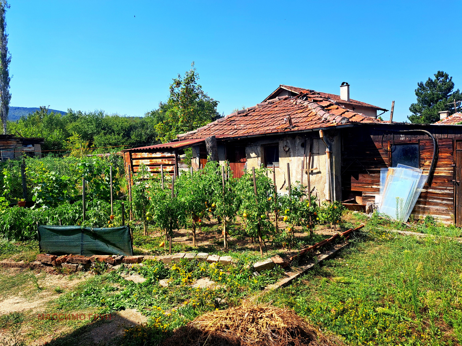 Продава КЪЩА, гр. Перник, Васил Левски