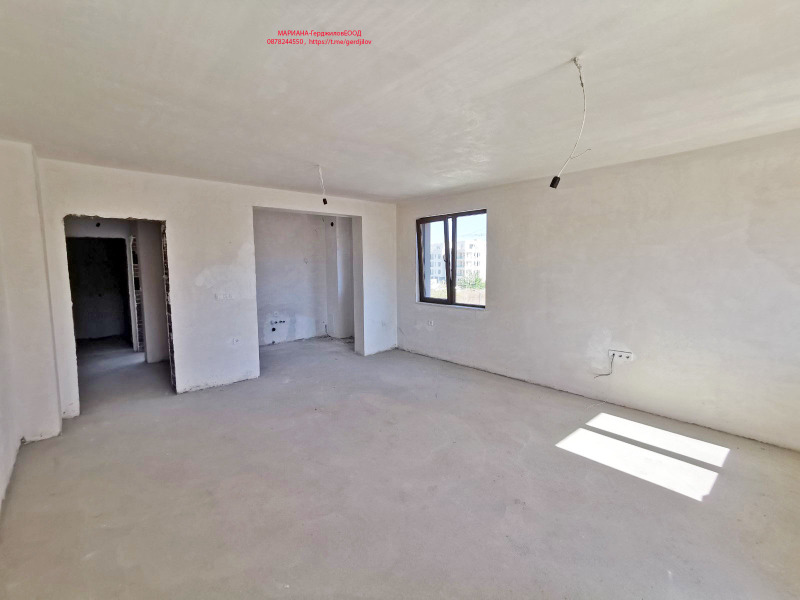 À venda  1 quarto Plovdiv , Ostromila , 96 m² | 43796296
