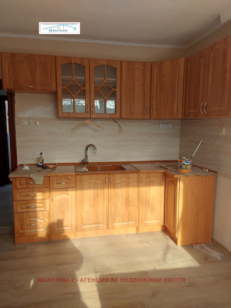 Продава КЪЩА, с. Згалево, област Плевен, снимка 2 - Къщи - 52664942