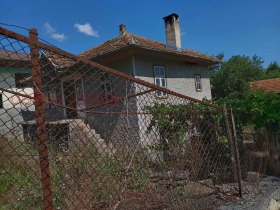 Продава  Къща, с. Шемшево