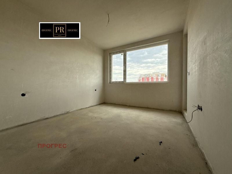 Продава 3-СТАЕН, гр. Пловдив, Остромила, снимка 2 - Апартаменти - 50598745