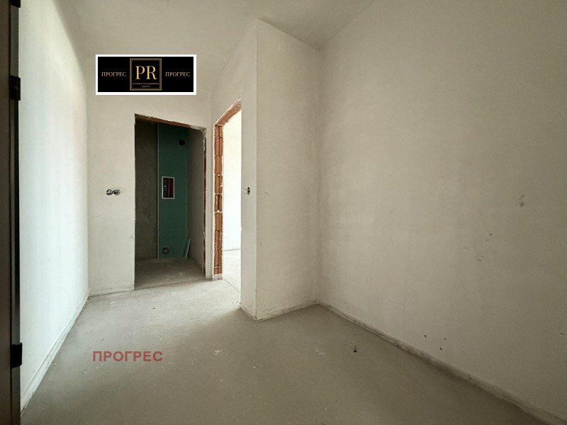 Продава 3-СТАЕН, гр. Пловдив, Остромила, снимка 8 - Апартаменти - 50598745