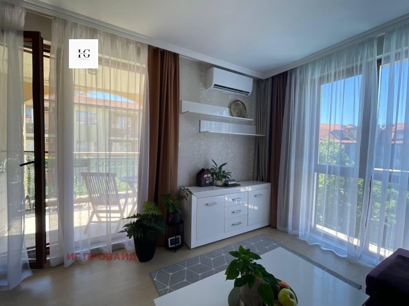 À venda  2 quartos região Burgas , k.k. Slantchev briag , 91 m² | 81643346 - imagem [8]