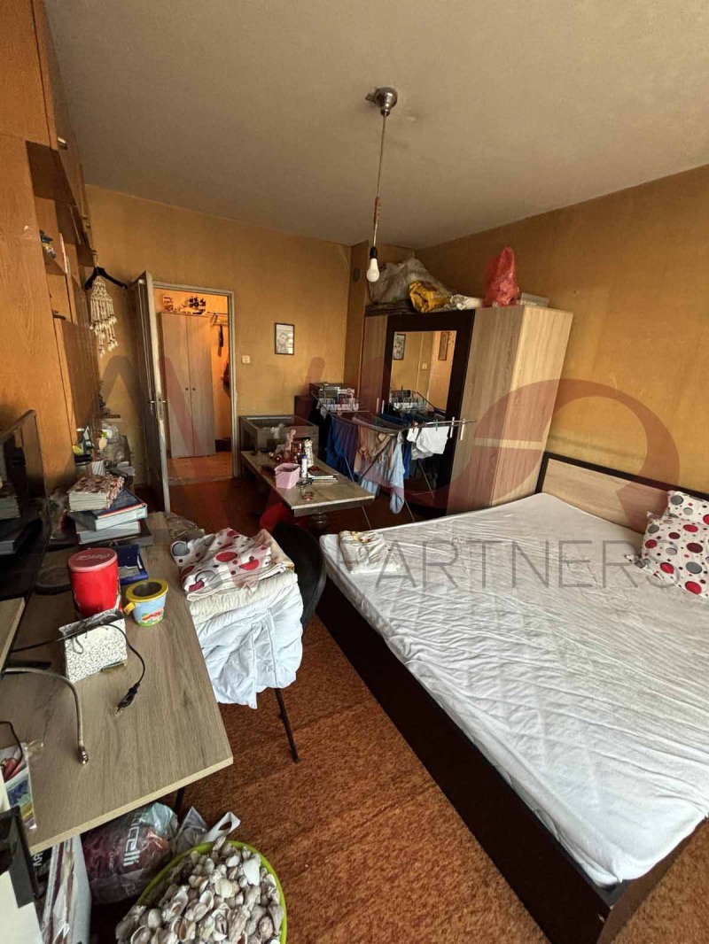 Продава  3-стаен град София , Света Троица , 80 кв.м | 88619588 - изображение [3]
