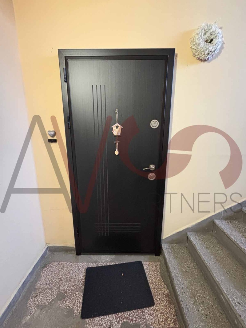Продава  3-стаен град София , Света Троица , 80 кв.м | 88619588 - изображение [15]
