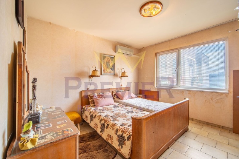 Продава 4-СТАЕН, гр. Варна, Център, снимка 4 - Апартаменти - 53595364