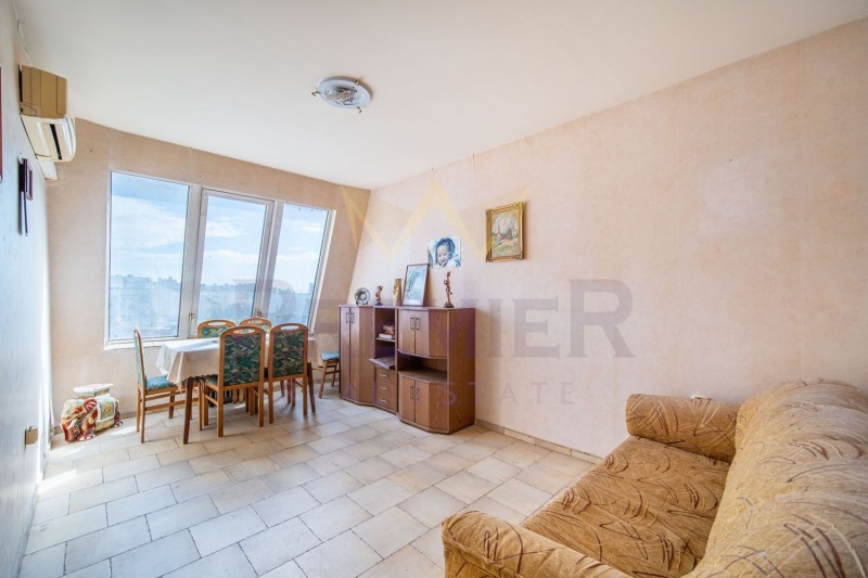 Продава 4-СТАЕН, гр. Варна, Център, снимка 3 - Апартаменти - 53595364