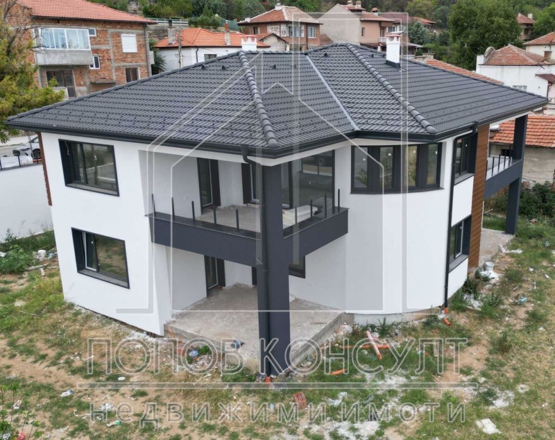 À venda  Casa região Plovdiv , Parvenec , 450 m² | 81739911 - imagem [4]