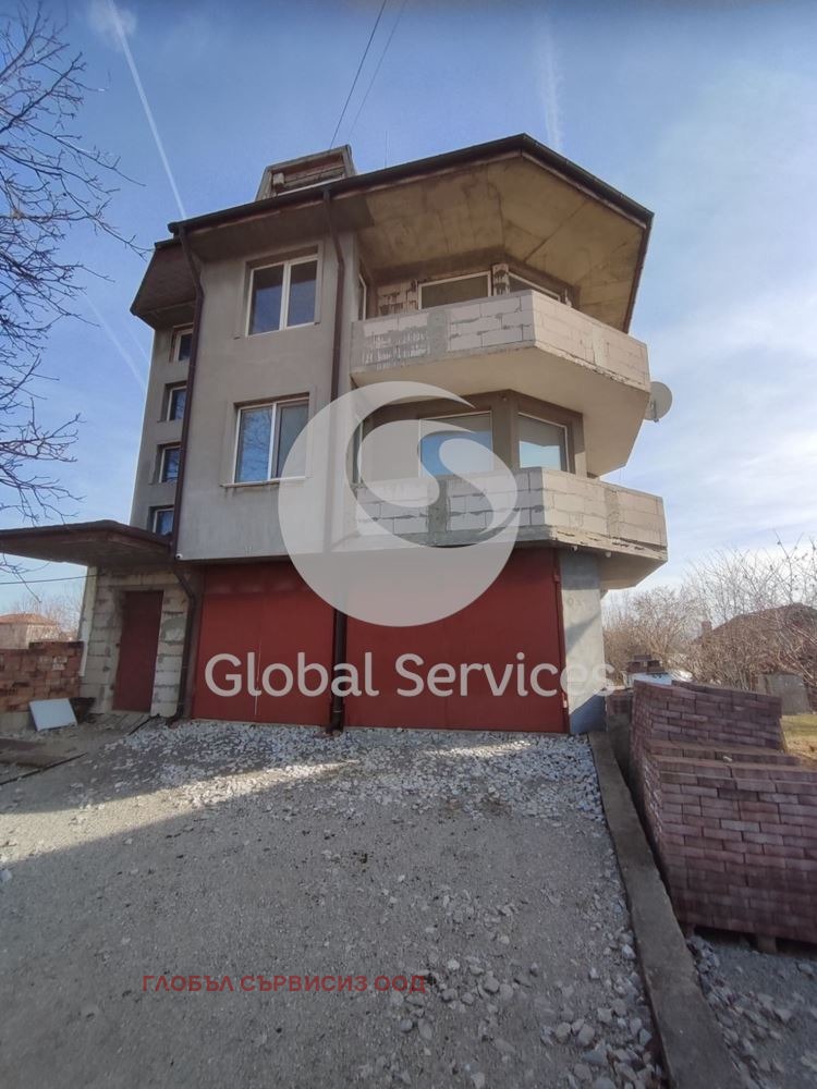 Продава КЪЩА, с. Петърч, област София област