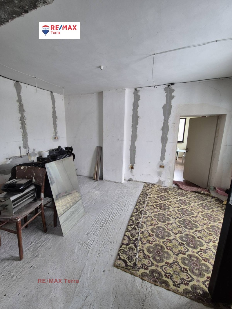 Продава КЪЩА, с. Гривица, област Плевен, снимка 2 - Къщи - 53471185