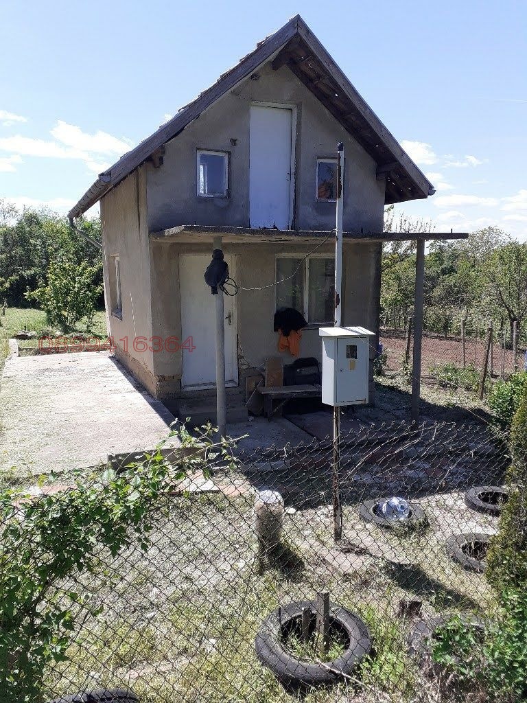 Продава ВИЛА, гр. Русе, област Русе