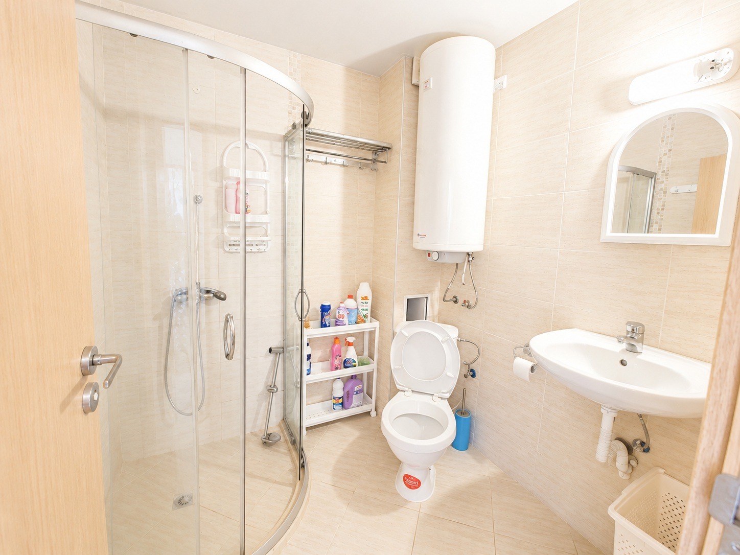 Продава МНОГОСТАЕН, гр. Бяла, област Варна, снимка 4 - Апартаменти - 55309438