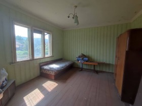 Hus Parvomajtsi, region Veliko Tarnovo 12