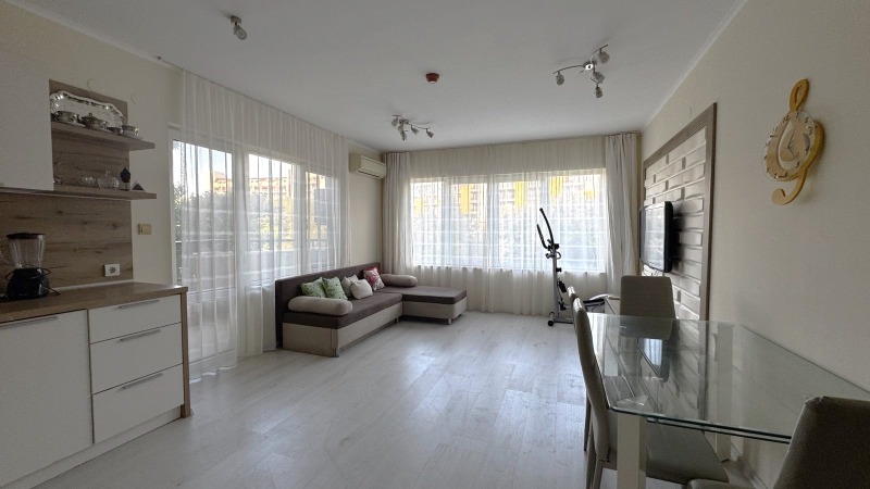 En venta  1 dormitorio Varna , k.k. Zlatni pyasatsi , 73 metros cuadrados | 72536119 - imagen [3]