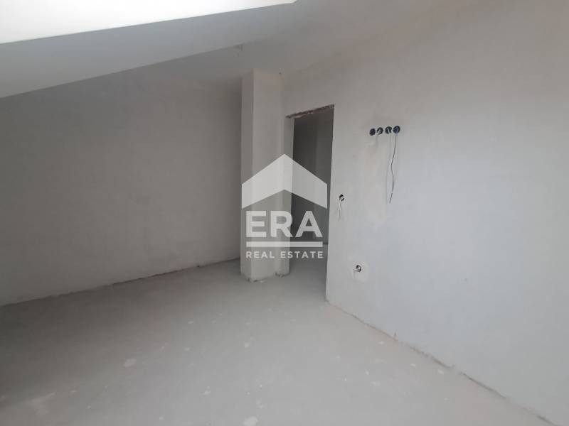 Продава 4-СТАЕН, гр. Варна, Лятно кино Тракия, снимка 7 - Апартаменти - 53010211