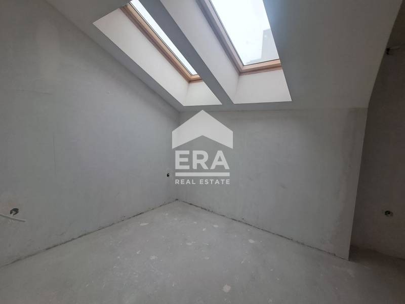 Продава 4-СТАЕН, гр. Варна, Лятно кино Тракия, снимка 5 - Апартаменти - 53010211