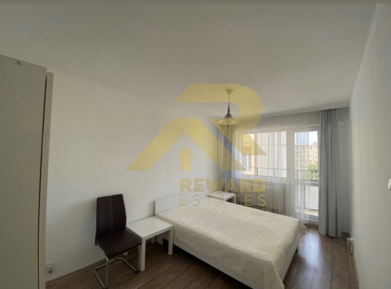 Продава 3-СТАЕН, гр. Перник, Изток, снимка 7 - Апартаменти - 53156008