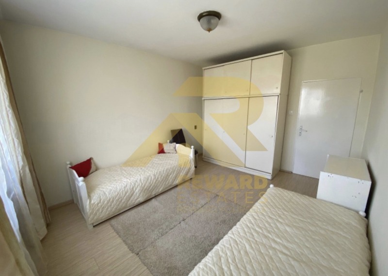 Продава 3-СТАЕН, гр. Перник, Изток, снимка 6 - Апартаменти - 53156008