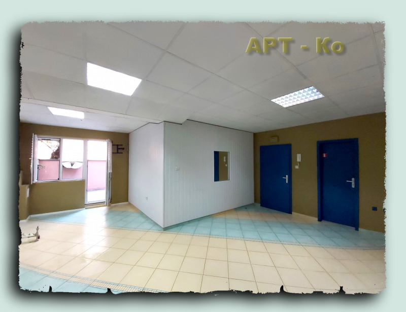 Te koop  Kantoor Pernik , Tsentar , 50 m² | 68959746 - afbeelding [5]