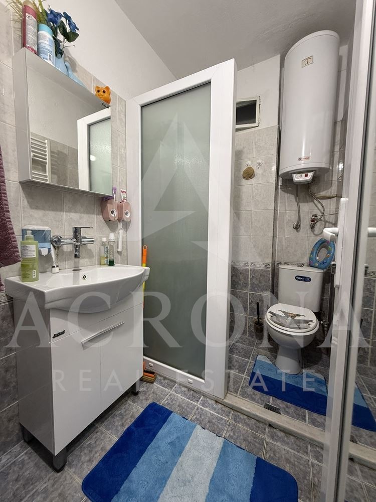 Продава ЕТАЖ ОТ КЪЩА, гр. Асеновград, област Пловдив, снимка 9 - Етаж от къща - 52070611