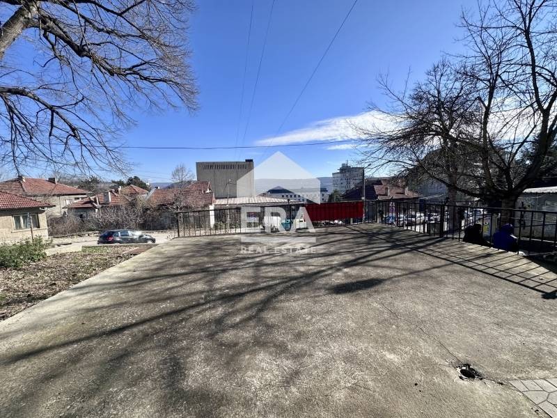 Продава ЗАВЕДЕНИЕ, гр. Велико Търново, Център, снимка 2 - Заведения - 53443782